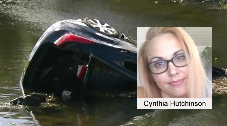 Family tragedy: Mom dies on Christmas Eve after car ends up in canal bit.ly/2hchpSQ https://t.co/AgHnouqpbi