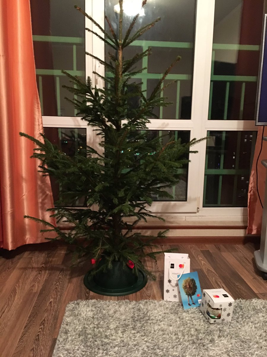 0xyenno's tweet photo. Спасибо @Uber_Belarus @Uber за #uberelka https://t.co/o9rAWijQ7s