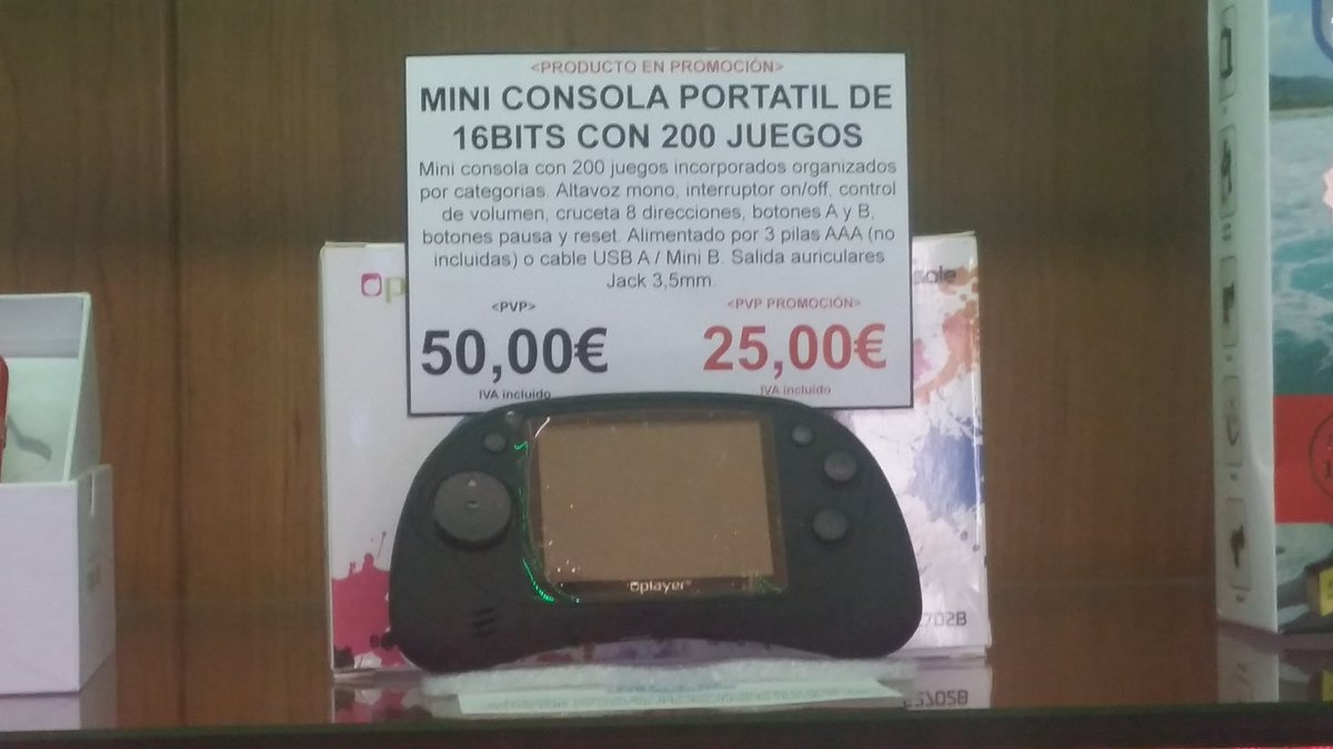 NetlabsTech's tweet photo. En #NetlabsTech respondemos a la fiebre retro que nos contagia estos tiempos, con esta consola de 200 juegos casuales y un precio muy retro https://t.co/Yj1EKZyOsa