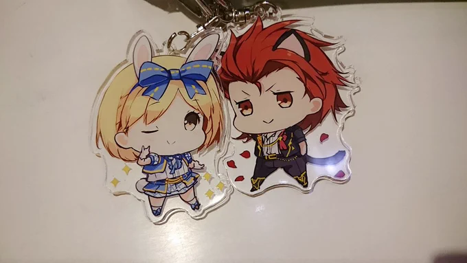 パージタのアクリルストラップ届きましたー✨仲良く横に並んで可愛い～♪ #C91 