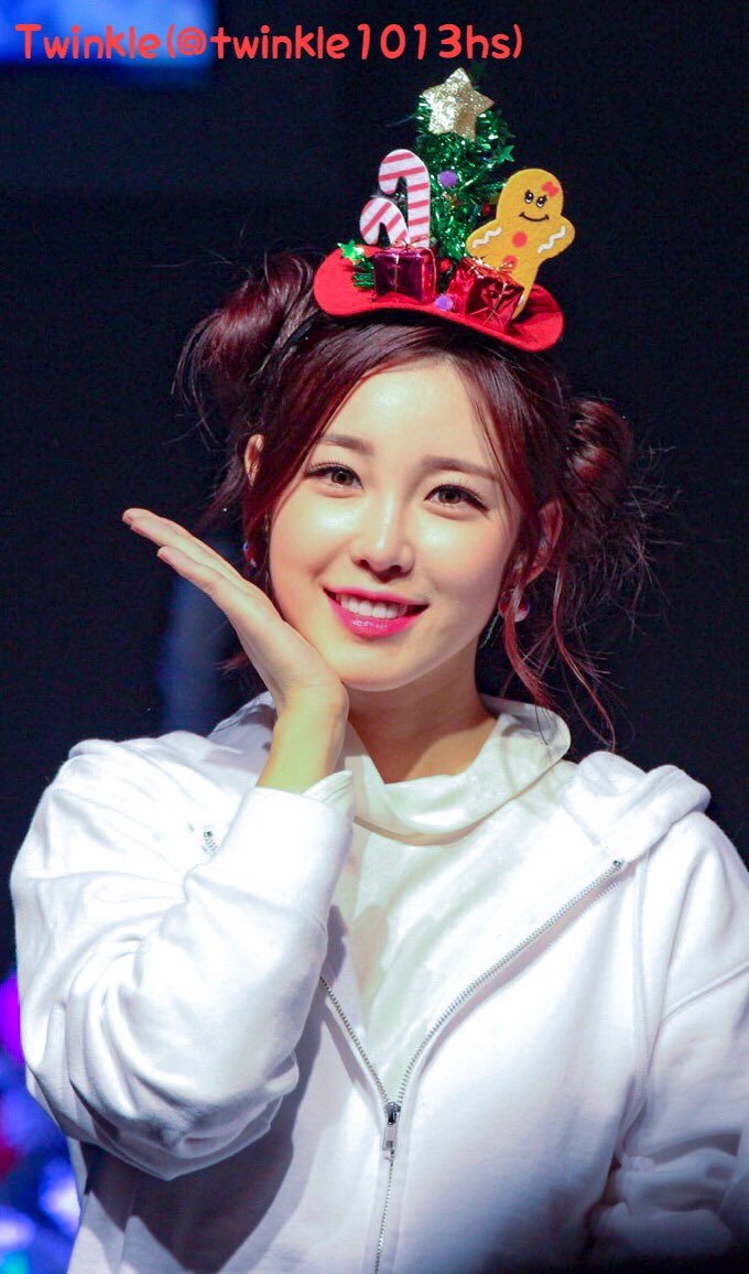 twinkle1013hs's tweet photo. 161224 Secret Fan Meeting 3
Shinagawa The Grand Hall

@Secretimehs 
#Secret
#시크릿 https://t.co/D9dFdS9KAi