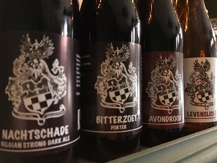 Kerstgroet — Namens team Broer &amp; Zus wensen wij iedereen fijne feestdagen en een gezond 20… ift.tt/2i4HEiC