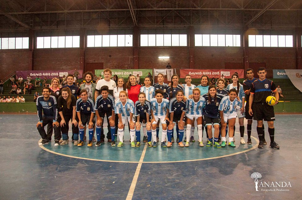 @Torneofutsordo <a href="/dcbpaternal/">Baliña diego cruz</a> <a href="/Marverdu/">Marlene Verdura</a> 
Primer Torneo Metropolitano Futsal Femenino para Sordos en Parque Sarmiento
diariolafutbolista.com/variedades