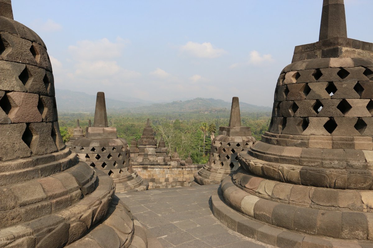 agencevoyagejpt's tweet photo. Can we say that more than 90% #Travelers who're staying in #Yogyakarta will visit #Borobudur? follow #JavaParaTravel to BEAT THE CROWD https://t.co/1gsES7ORZf