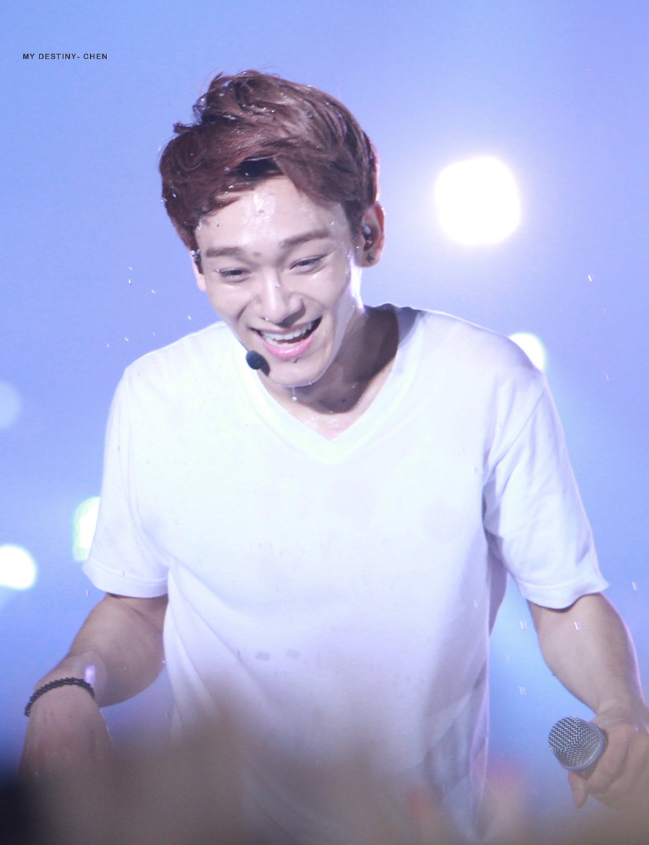 131224 
메리크리스마스 🎄🎅
천사❤️종대
#종대 #jongdae #chen #첸 
i.imgur.com/dMoFfEx.jpg
i.imgur.com/nkotalo.jpg
i.imgur.com/oHaVvlY.jpg