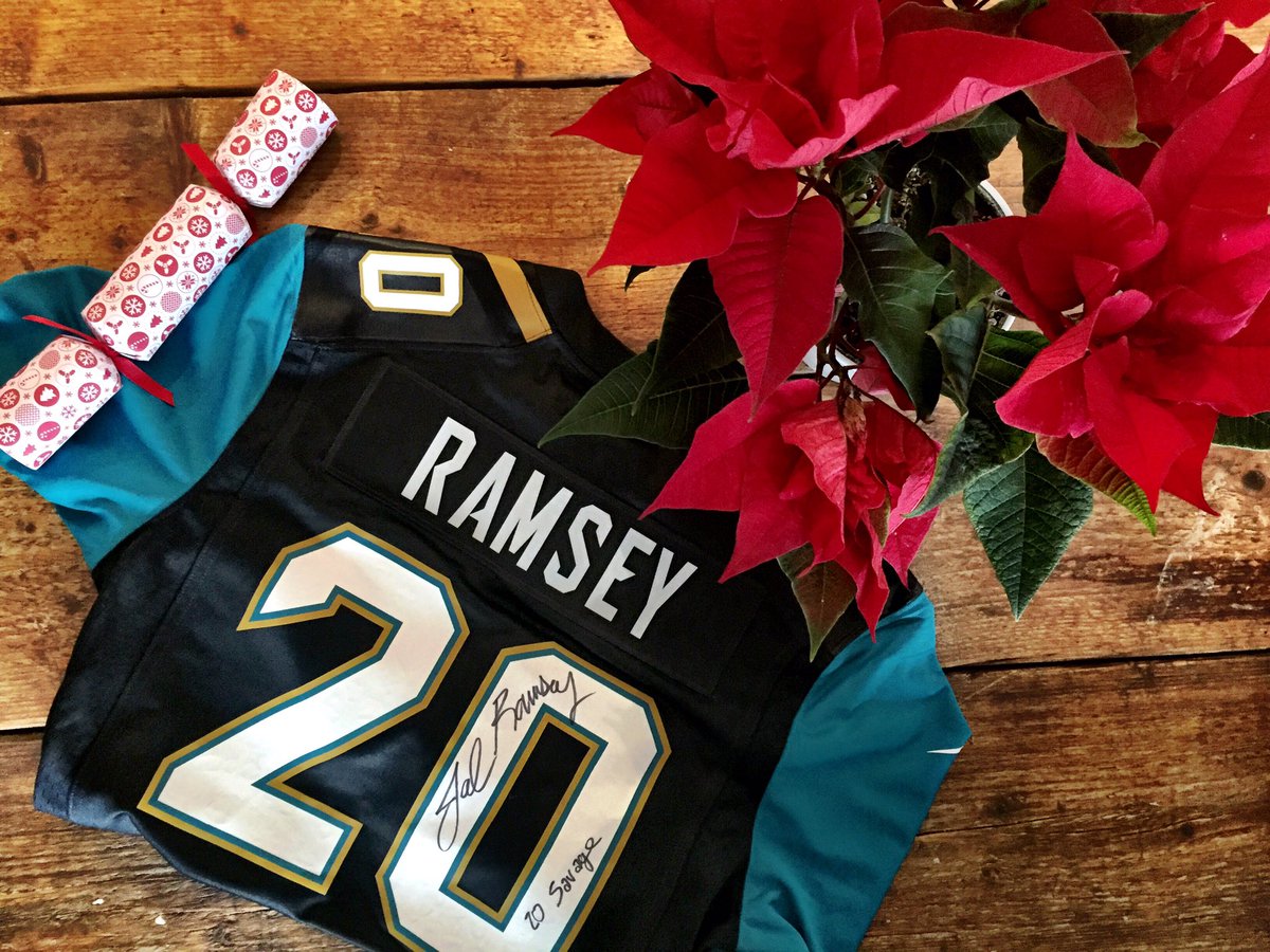 For your chance to win this signed <a href="/jalenramsey/">Jalen Ramsey</a> jersey just RT &amp; follow!  A very Merry Christmas from <a href="/JaguarsUK/">Jagsuk</a> #GameDay #TENvsJAX