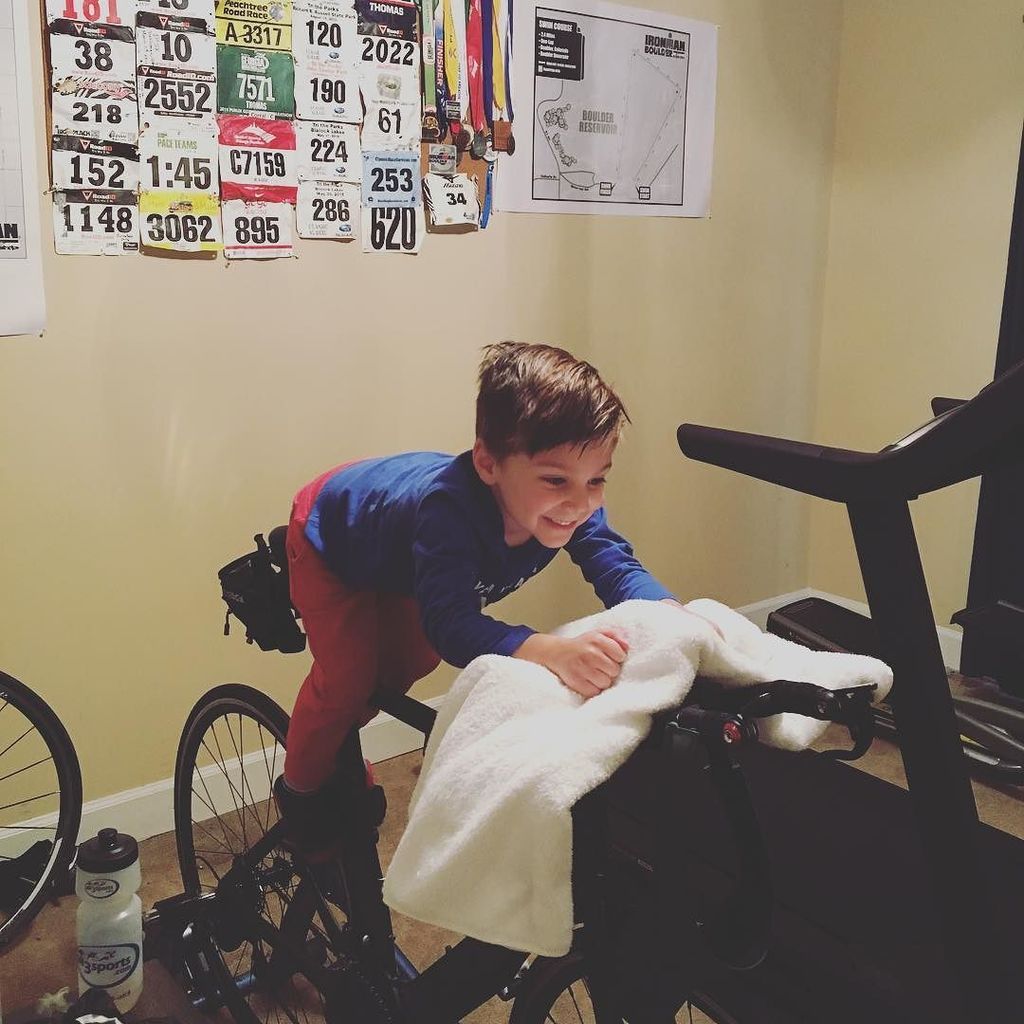woodybrown's tweet photo. Getting Aero on Christmas Eve . . . .
#WoodrowBrown #inpynapproved #madefromSkratch #Skrat… https://t.co/lV4S0Nl0N5 https://t.co/3ITsrQDQxC