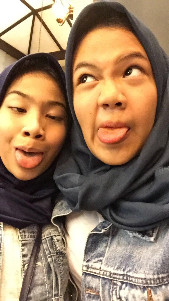 Hallo malam mingguan sama kaka 😍😘