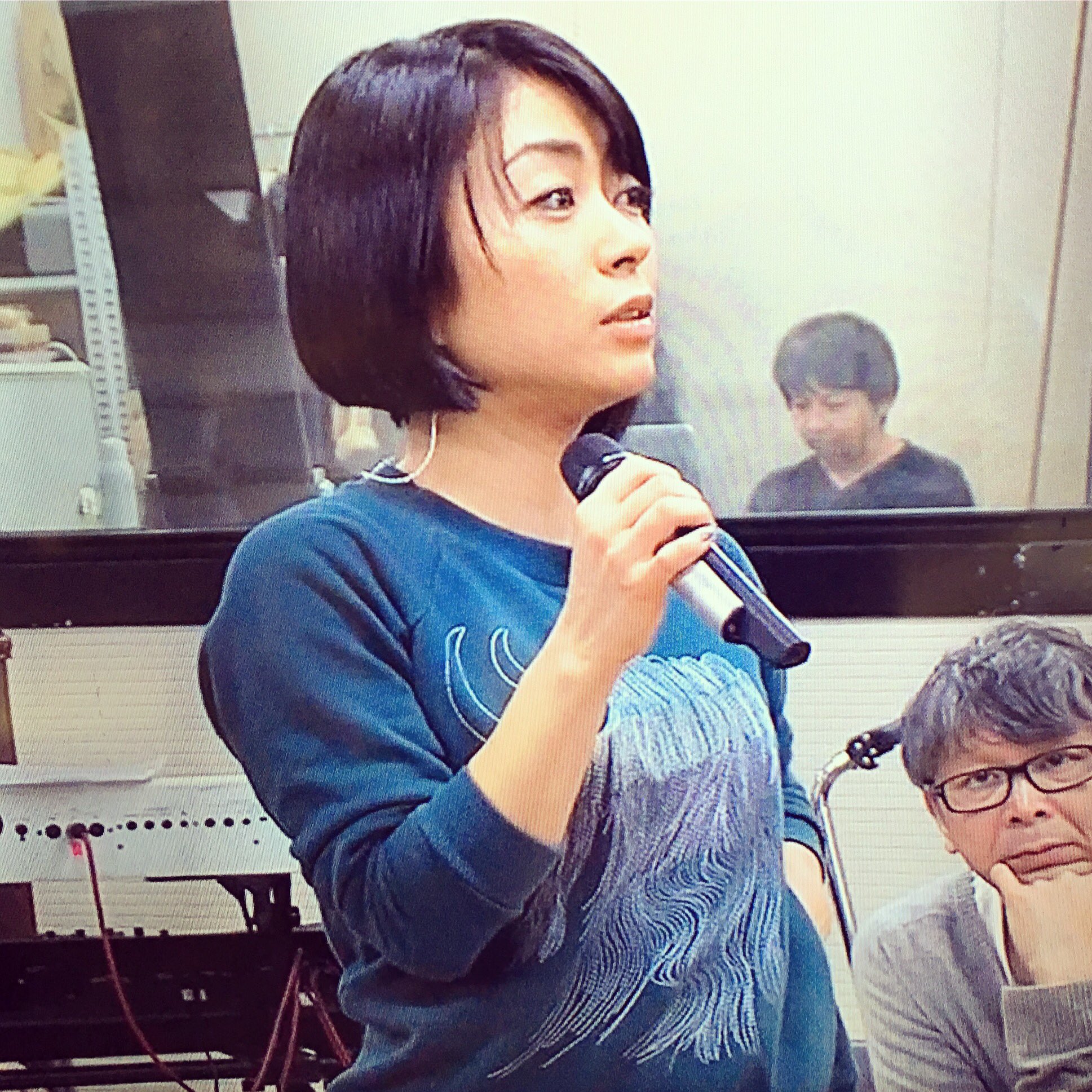 Migh T 昨夜の小田和正さんの番組で 愛しの宇多田ヒカル ちゃんがmigh Tの虹色マンモス刺繍スウェットを着て練習してる風景が流れました 小田さんとヒッキーのコラボも本当に素晴らしく 最高のクリスマスに 宇多田ヒカル Kumikowatari
