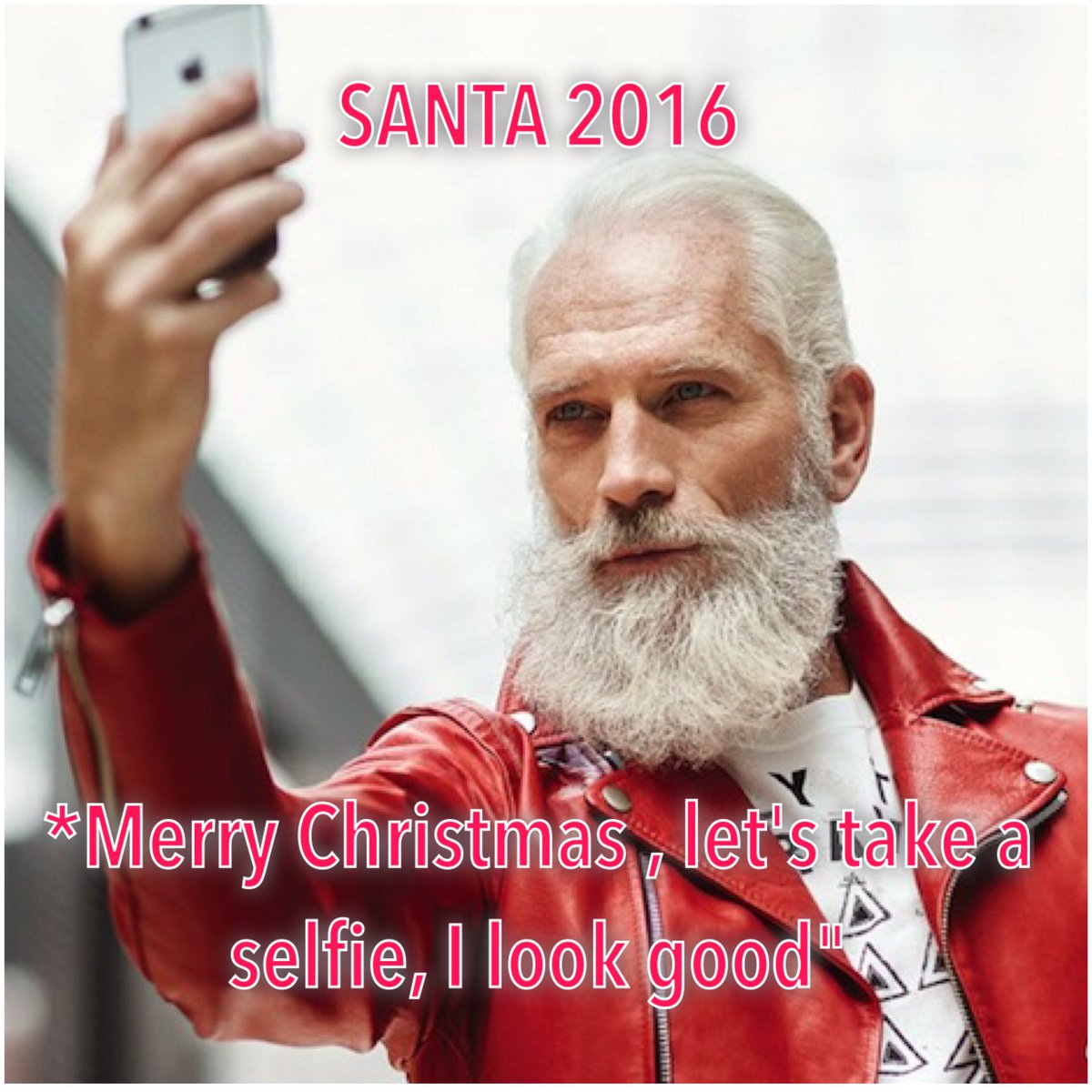 SIBrapper's tweet photo. #merrychristmas to everyone celebrating #santa2016 #selfie ☺️❤️🎅🎊 https://t.co/CYj7vdDgG5