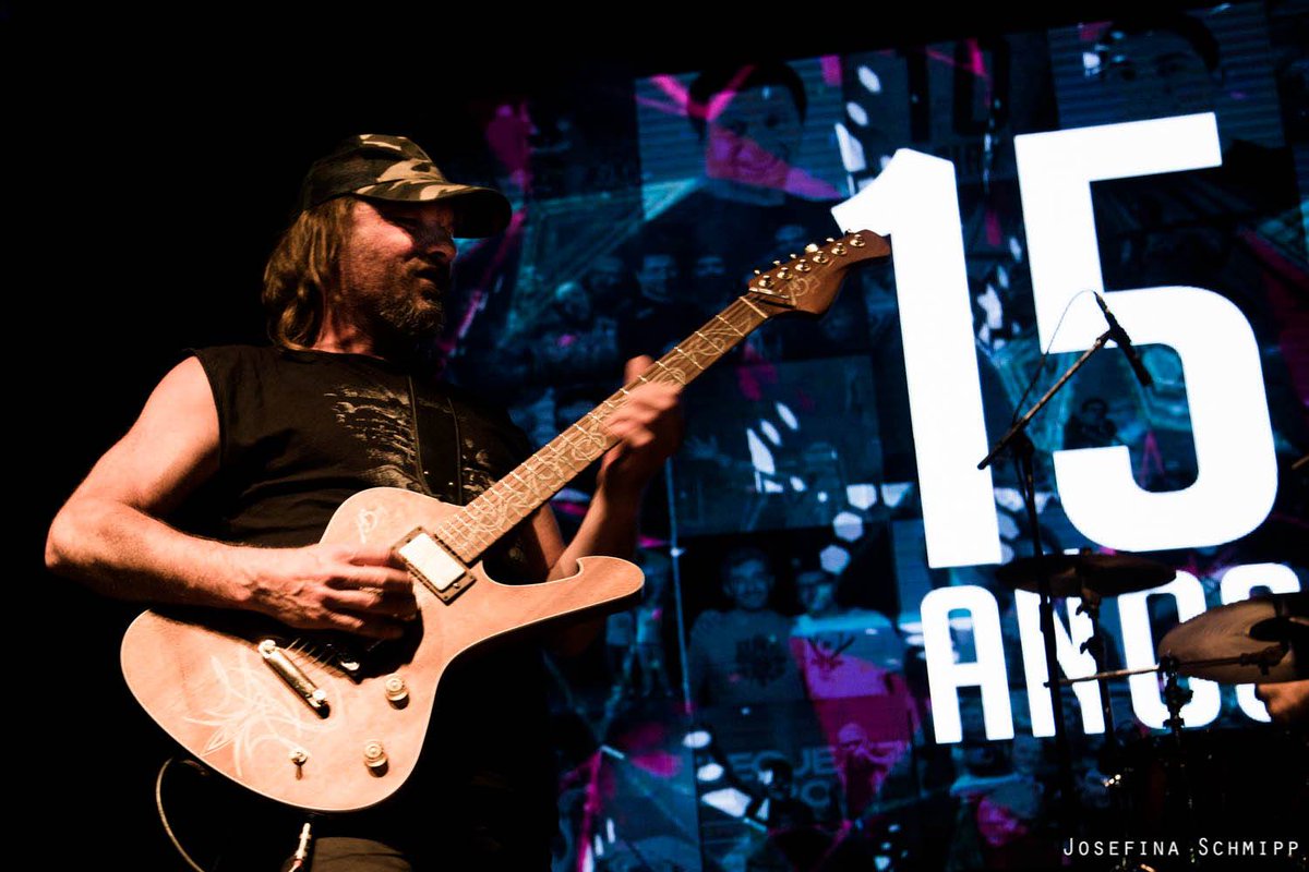 Ya en vorterix.com mirá lo que fue el show de <a href="/larenga/">La Renga</a> en la #FiestaPoderosa junto a <a href="/gargantapodero/">La Garganta Poderosa</a>