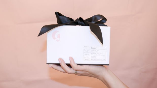 .<a href="/glossier/">Sponge Bob</a>'s Black Tie set is great for sulking alone at a holiday party you didn't want to go to anyways. xoja.ne/Emnggxo