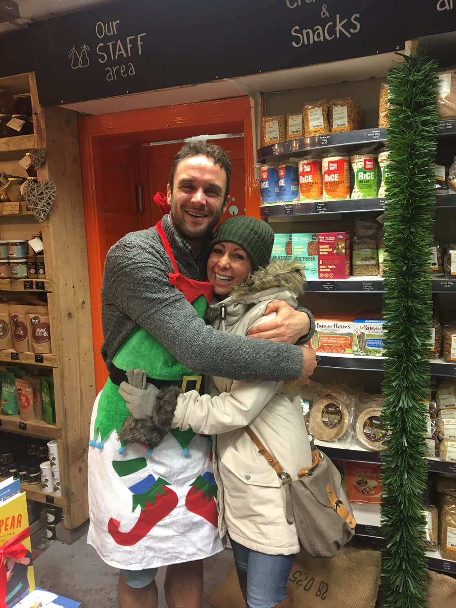 JossReviveRenew's tweet photo. Our first time to this little gem @thehappypear fab spot great atmosphere &amp; Xmas Hugs #xmasEve #hotChocs @Dubfireman We,ll be back #forSure https://t.co/QW95VGPTQd