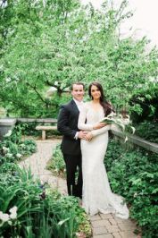 EvaFelteras's tweet photo. modest wedding dress         
            https://t.co/nH4fxsOQkj https://t.co/Fkke8YgoAO