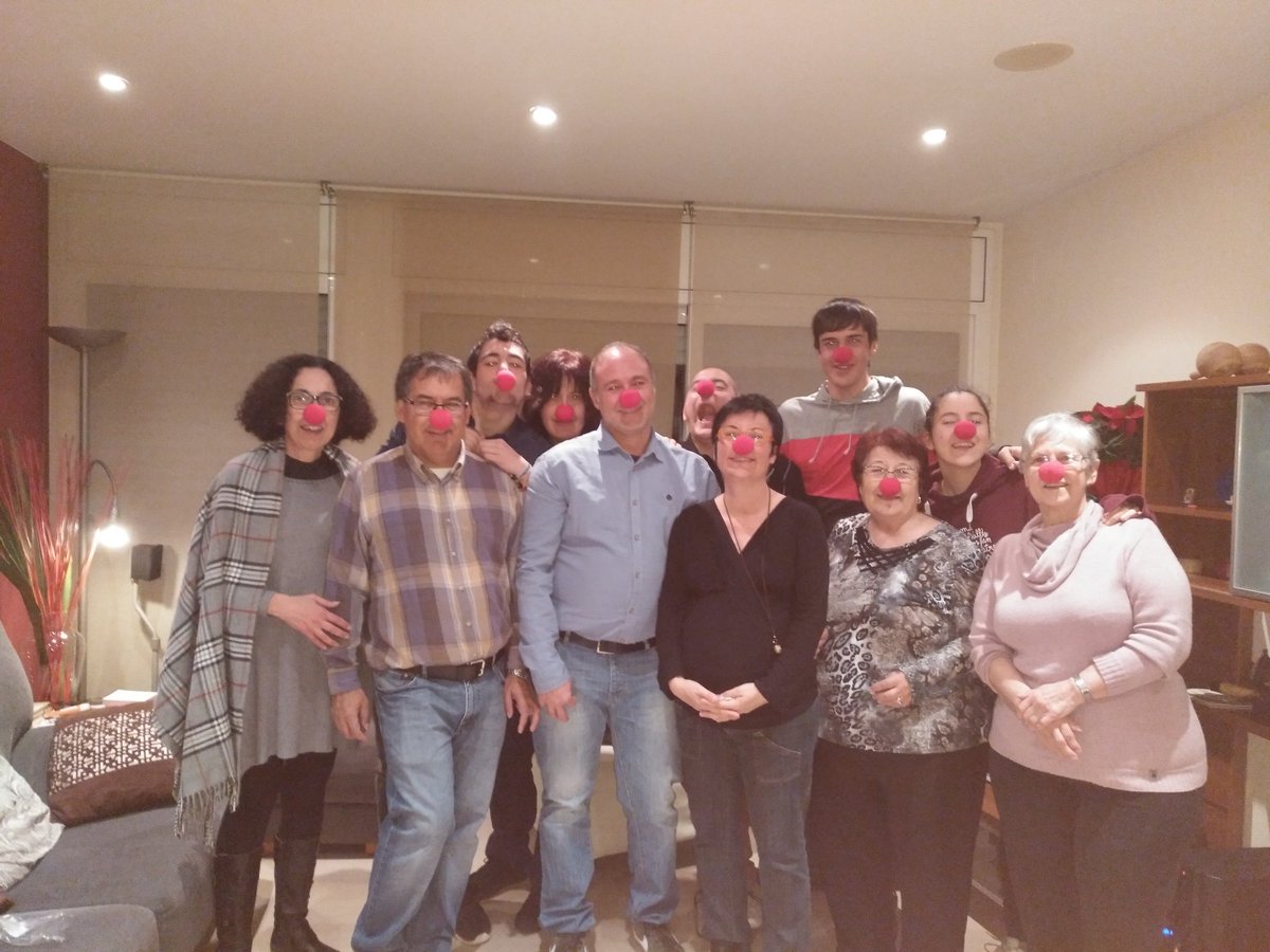 Sopar de nit de #Nadal pensant en  #refugioxnarices de <a href="/RefugioXNarices/">refugioxnarices</a>