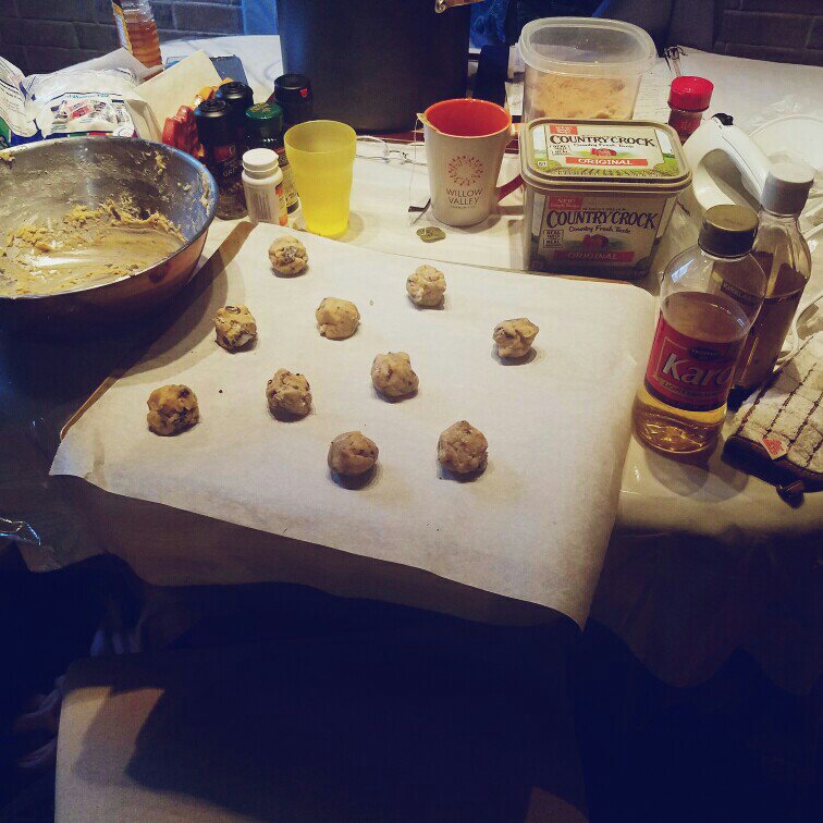 xXJustLiveLifeX's tweet photo. Making cookies with my complimentary Country Crock butter. @influenster @countrycrock #makeityours #contest #free https://t.co/mXu3p39ASC
