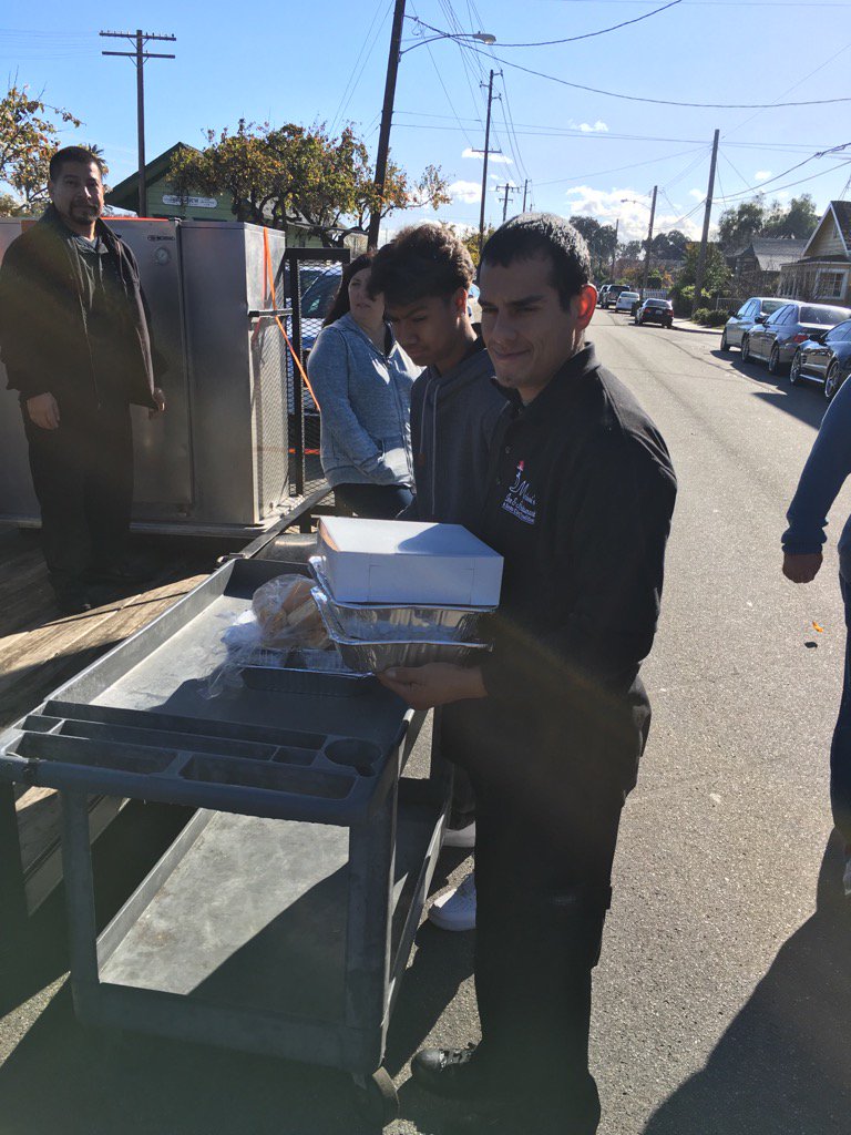 Mariani's Restaurant has teamed up with SC PAL to provide food today. Gifts and food for Christmas! A great day in SC