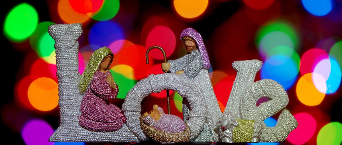 fariachobi's tweet photo. Happy Christmas Day to all friends........................... https://t.co/GD62Ml9xmo
