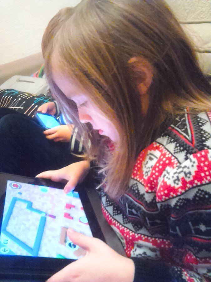 PVBuk's tweet photo. @tocaboca My 6 yr old godson Ruan Allen, playing #TocaBuilders on my #iPad Merry Christmas & A Happy New Year! ๐๐ https://t.co/uwRAXgIpSJ