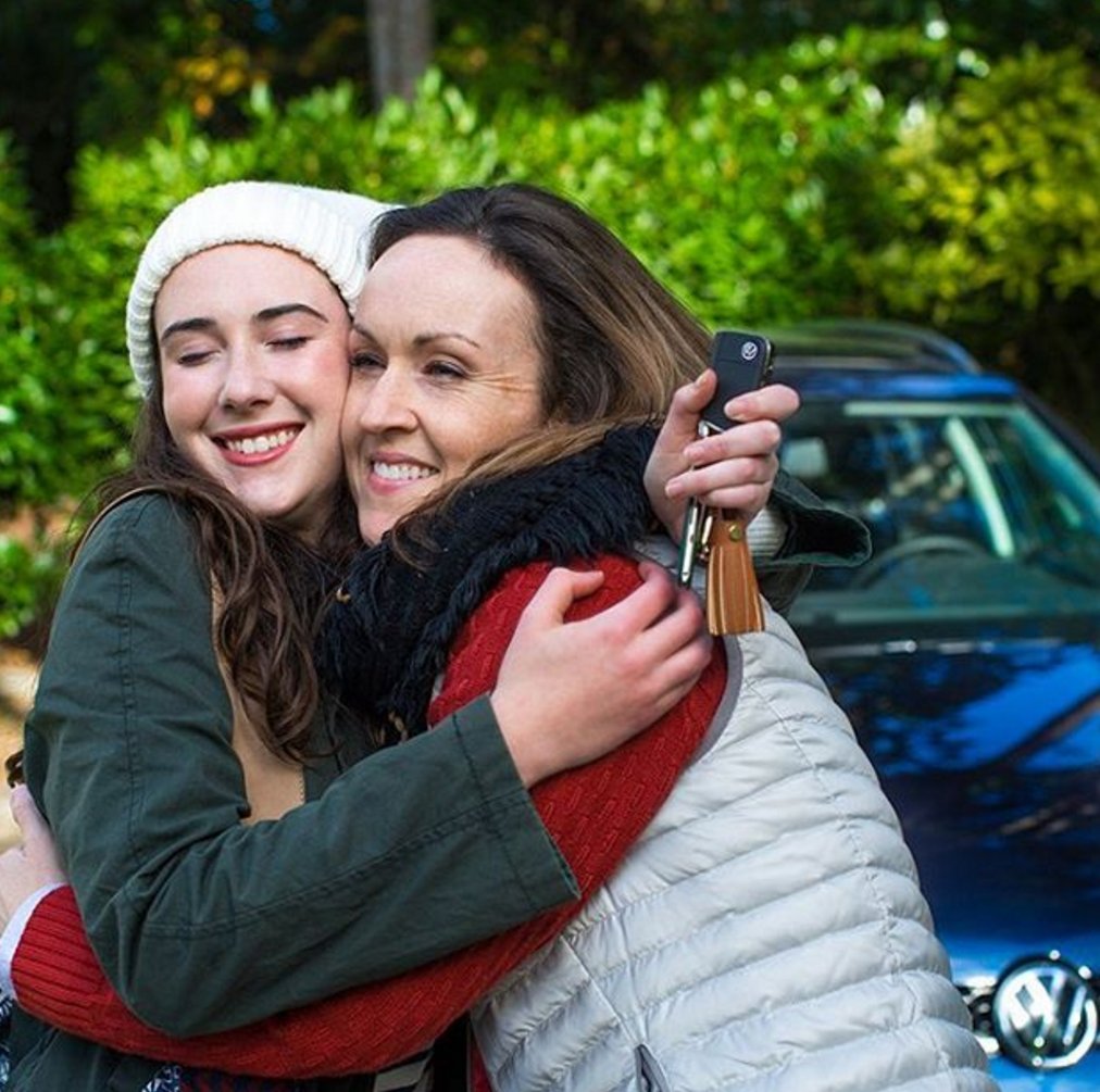 OttawaVW's tweet photo. The car you rely on to help them get home for the holidays. #VDubLove #VWGolf #Alltrack #VW https://t.co/tj1vCf67jD