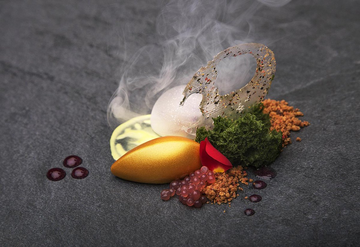 DGastronomia's tweet photo. Oro, incienso y mirra (postre navideño) https://t.co/ZUL0c1bMXx https://t.co/4vf2UOdOfe
