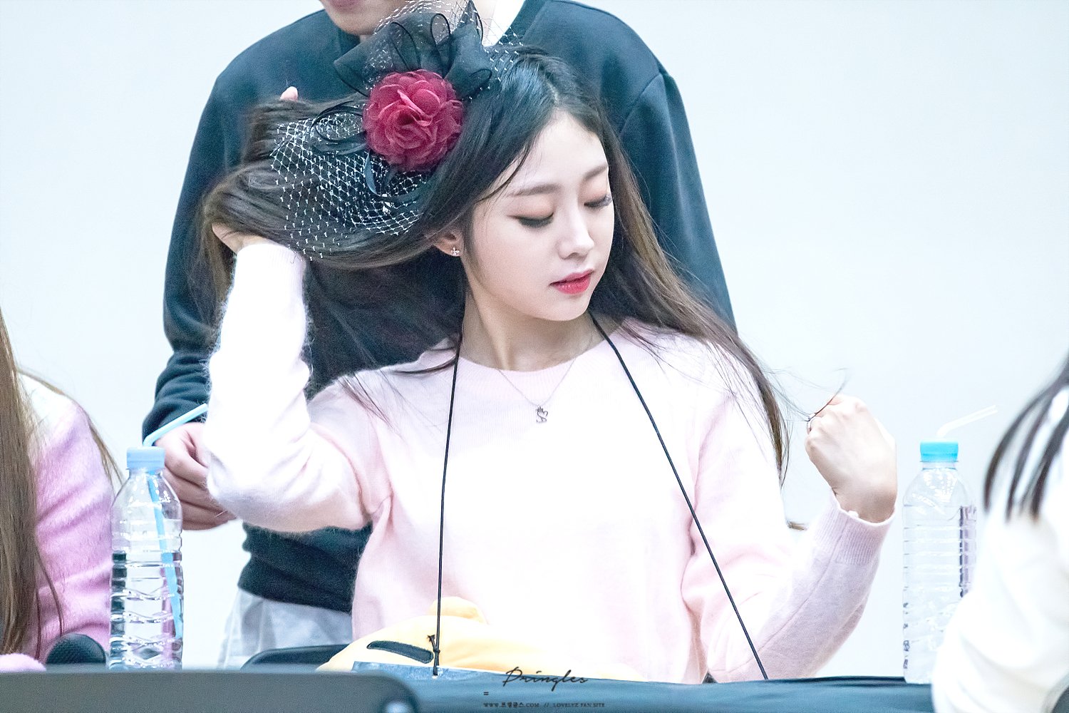 C0dGYtMUsAAHOlH.jpg:orig