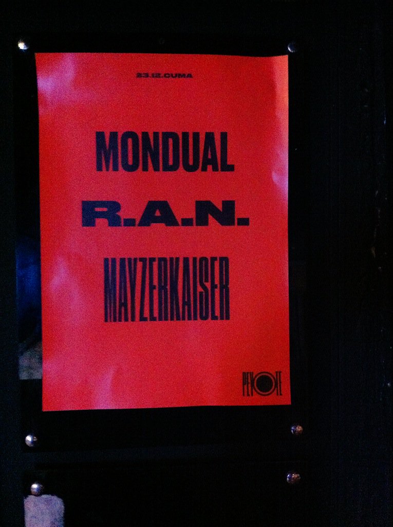 snszorg's tweet photo. tonight i'll be VJing for @mondal and mayzerkaiser at @PeyoteNevizade https://t.co/DoT9FBRcVm