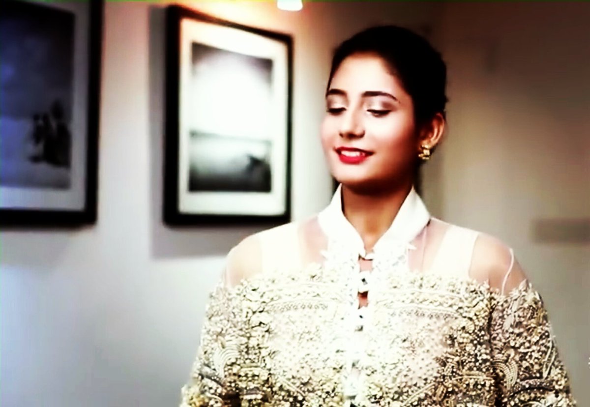 sameen_rashid's tweet photo. Work hard and shine bright with your success :) 

Wardrobe: Sana Safinaz 

#MissVeet #interview #hostess #challenge https://t.co/b1OP8bYhXY