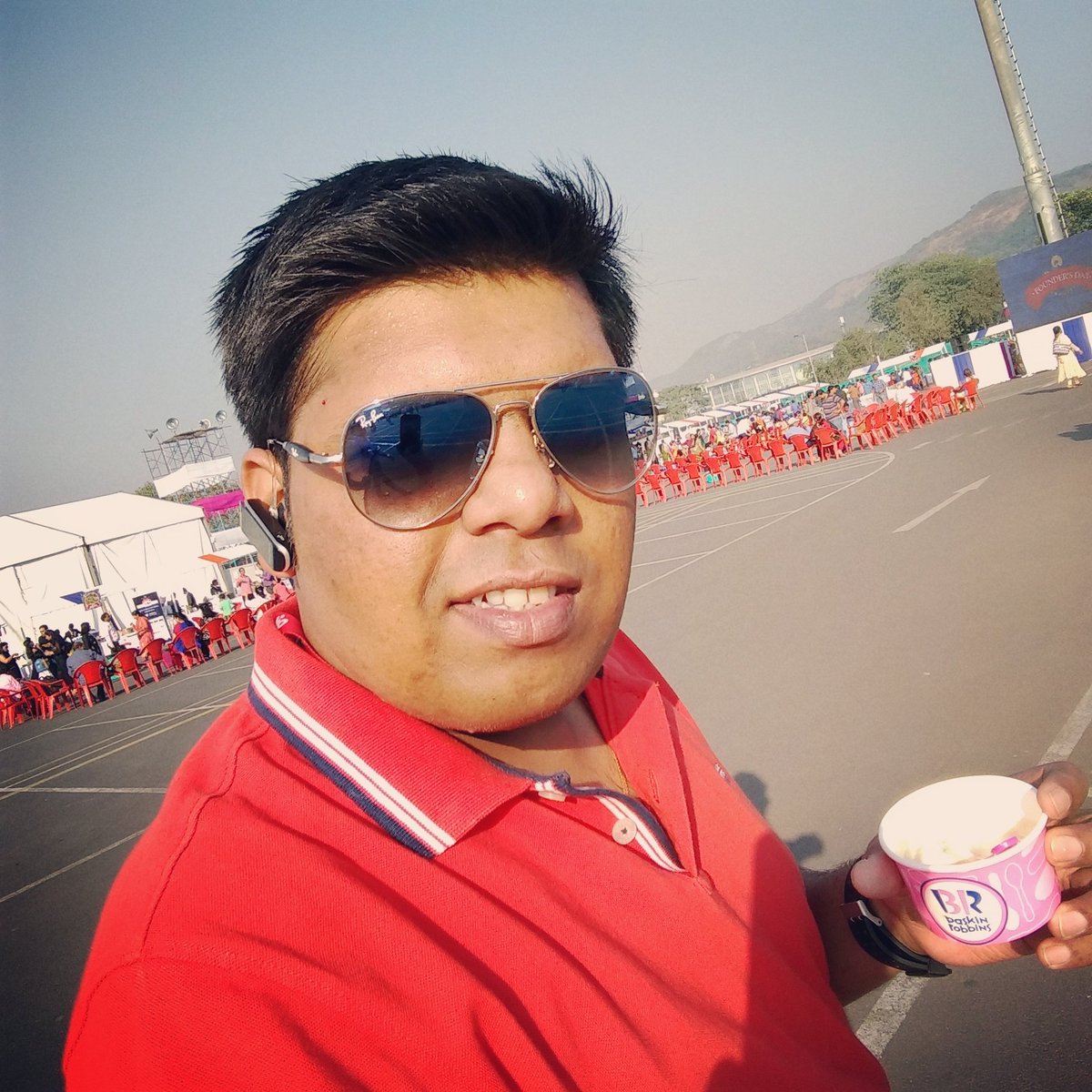 Nandlal_patel's tweet photo. Icecreams are always best...

Reliance Family Day
#RFD16 https://t.co/19s2trtLHF
