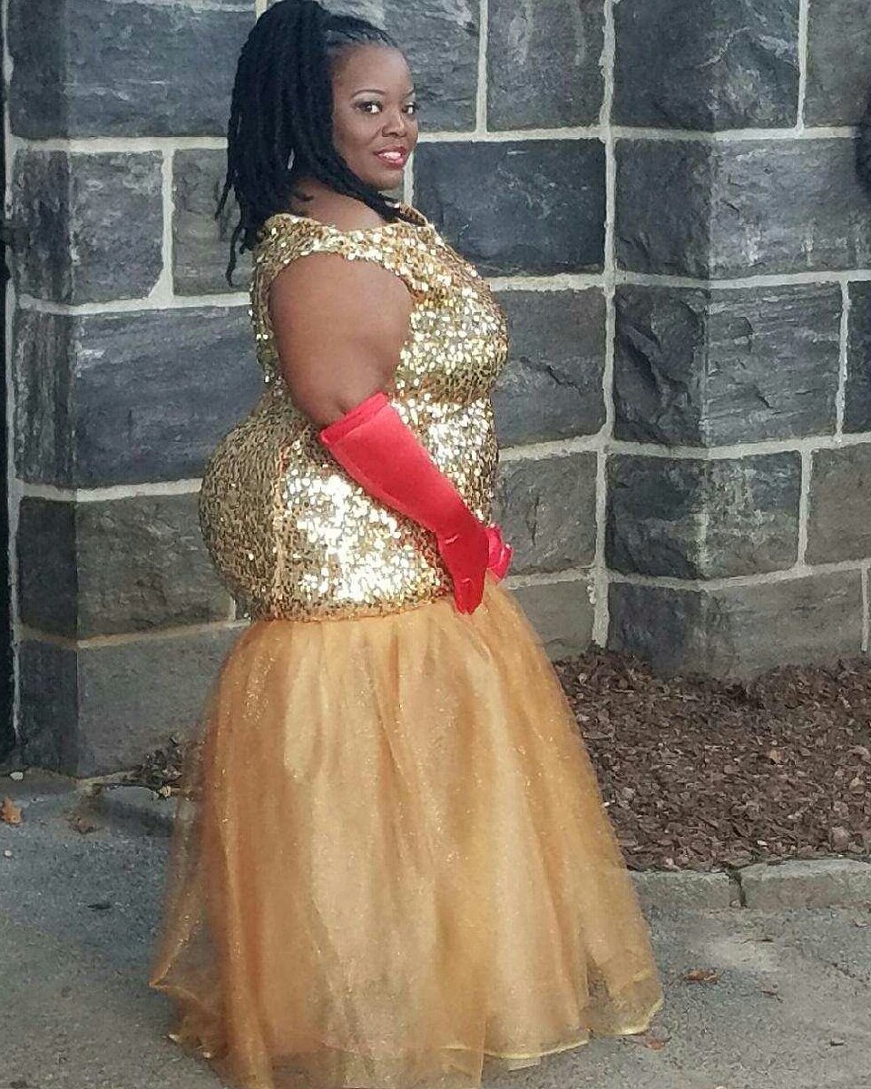 detraslpowell's tweet photo. GOLDEN SELF LOVE👑
#DETRASPOWELL #MODEL #PLUSSIZEMODEL #TIMOTHYSNELL #PLUSSIZECLOTHING #ILOVEME #BIGGIRLTRENDS #SELFLOVE #LOVECLOTHES https://t.co/6Omecx9ucw