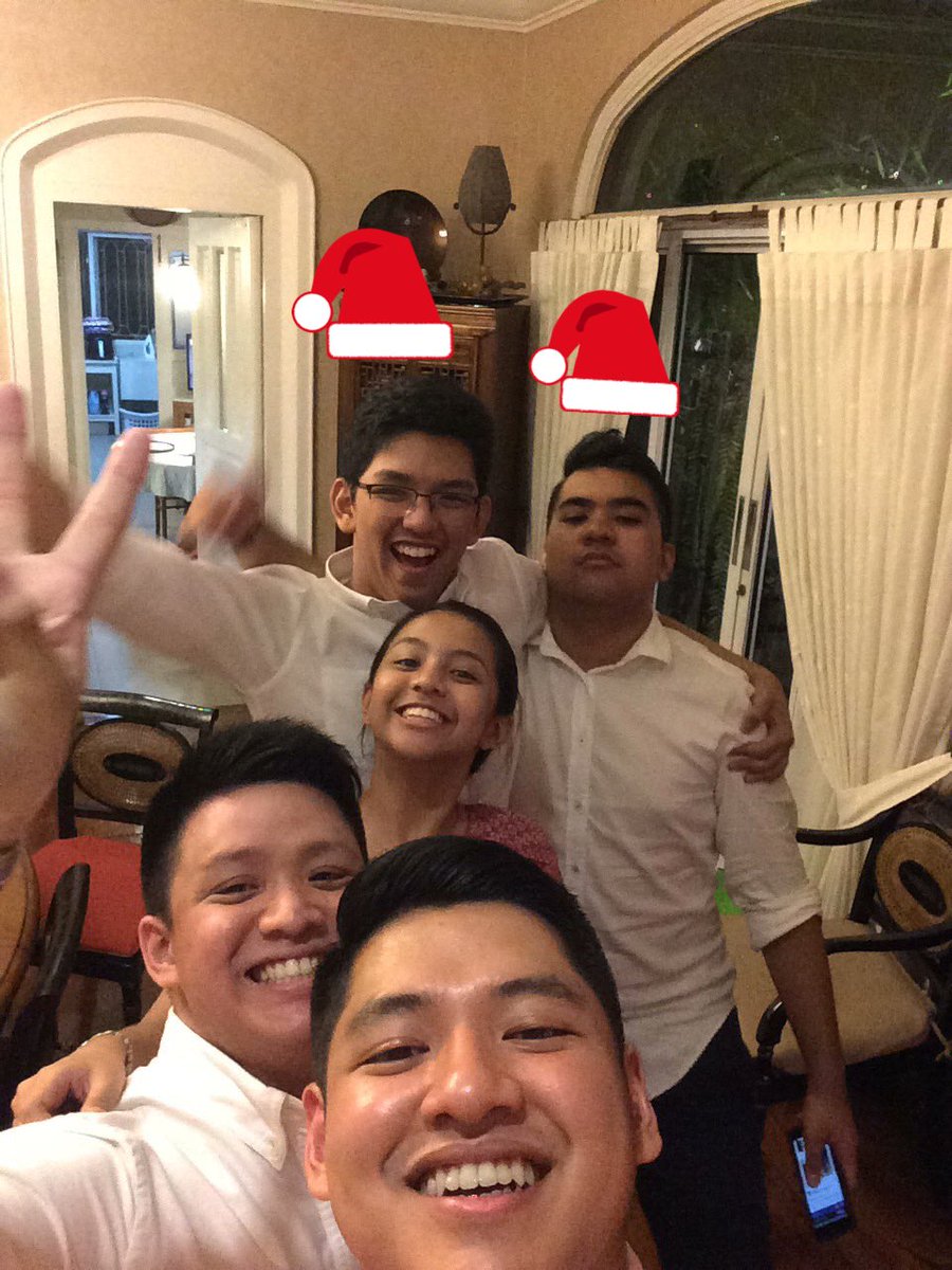 Jaimss_'s tweet photo. Merry Christmas
@wishiAntonio #pacoa https://t.co/d8O6sFmxHx