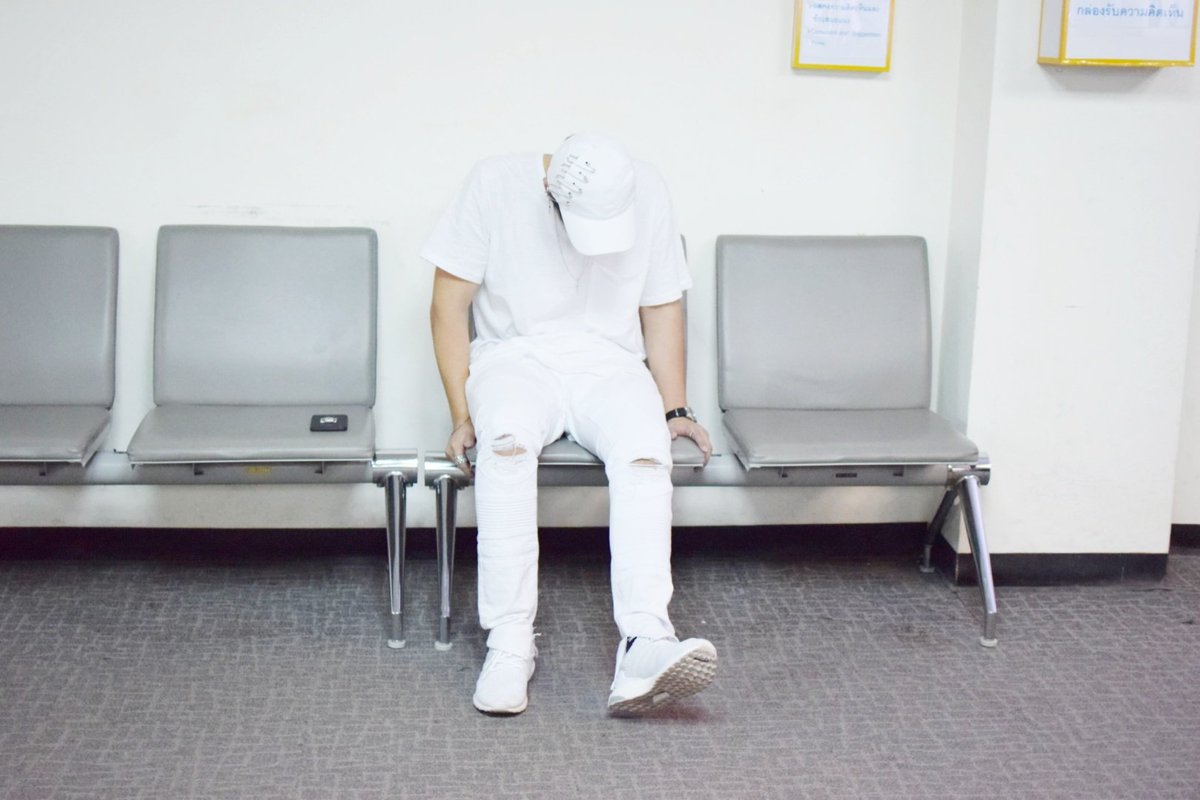 molnoknoy's tweet photo. สงสัยจะง่วง เรานี้แหละง่วง นอนละ😪😪 #ฝันดี #KS #24DEC2016 https://t.co/SYdXLv9LSA