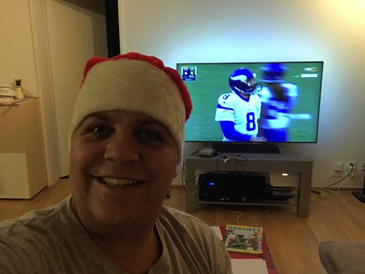 trucker_85's tweet photo. #rannfl schöne Weihnachtsgrüsse aus der Schweiz🇨🇭🇨🇭 Lg Ronny https://t.co/KW5RH7MgBr
