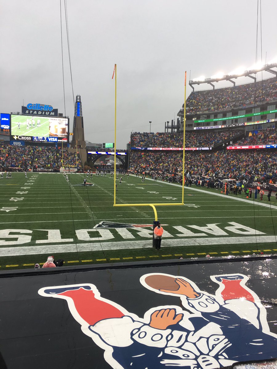 JasmineRoseKnow's tweet photo. Loving the view from section 121! #Patsgame https://t.co/UFBAz4Eh19