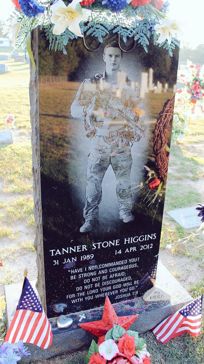 op_hawkeye's tweet image. .@op_hawkeye . . . Because every special operations hero was once a boy at Christmas | #TannerStoneHiggins #RLTW | tannerstonehiggins.com