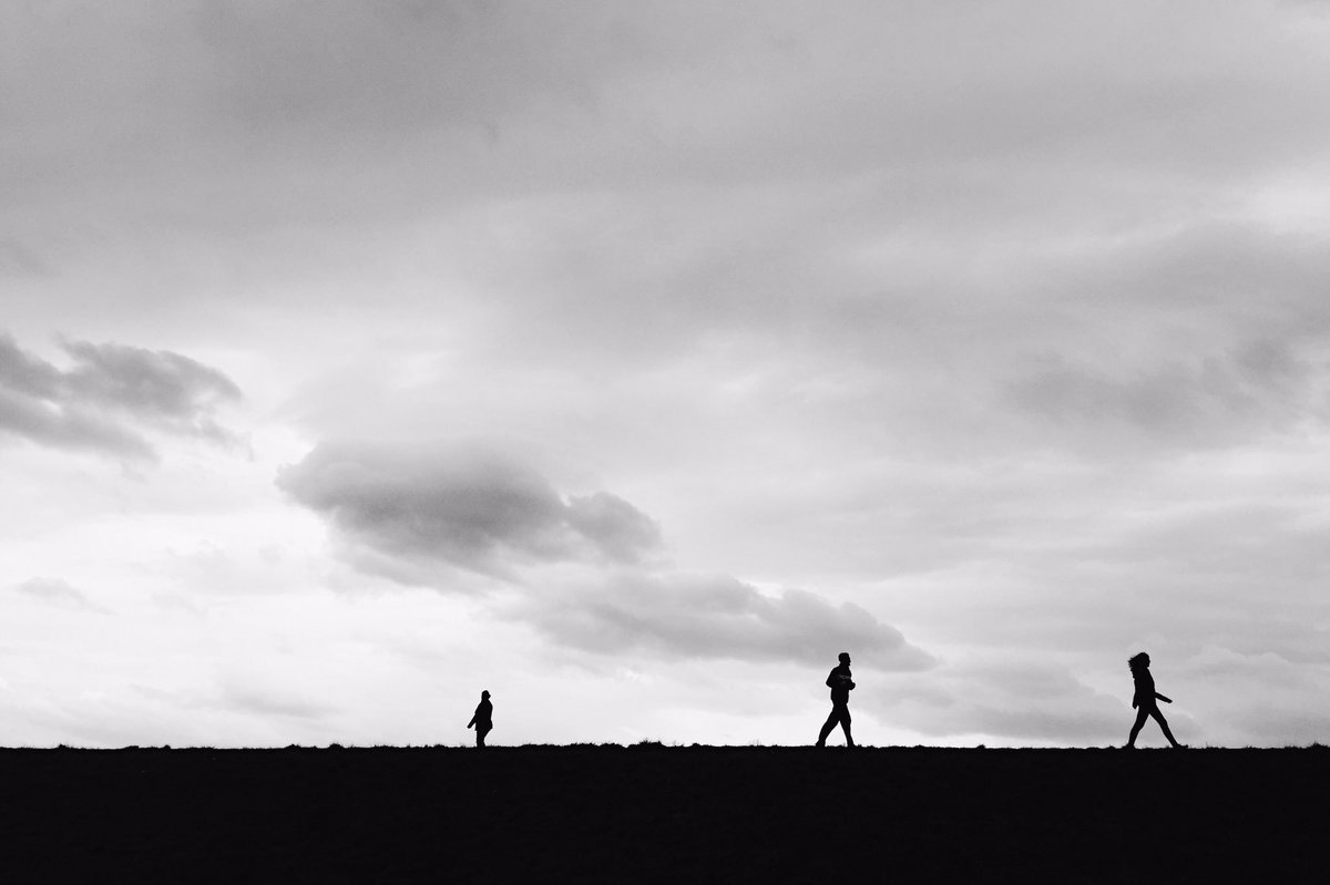 boban_tv's tweet photo. "3 / Such a perfect day" at Sava river bank in Zagreb, Croatia, 2016. #FirstSnowMoment @leica_camera #suchaperfectday https://t.co/4pVxqV2xyR