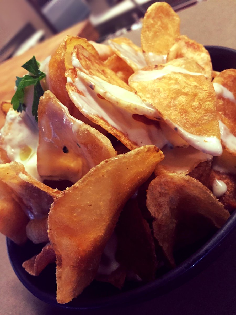 WolfgangPuck's tweet photo. Give @MyVegas a spin. You can grow your winnings for rewards like complimentary Truffled Potato Chips at #WPBGlv! https://t.co/kgwKYB91U8 https://t.co/yroJ0MRNuO