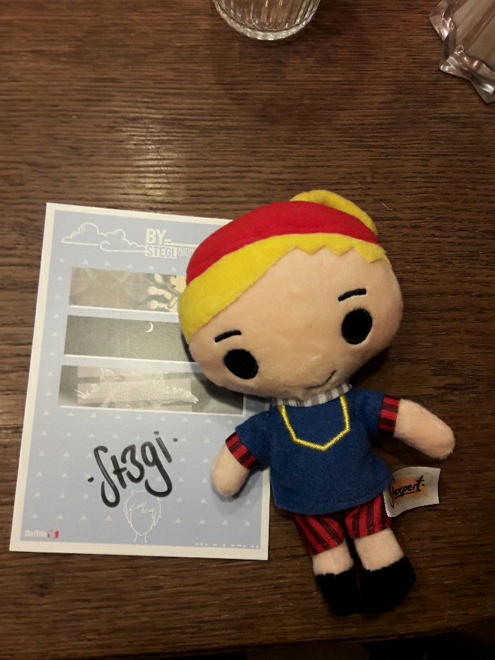 Meine Schwester ist die aller beste😍 Vielen vielen Dank für dieses geschenk💗 <a href="/byStegi/">Schdegie.</a>  <a href="/Smily2407/">Luzi Lp</a>