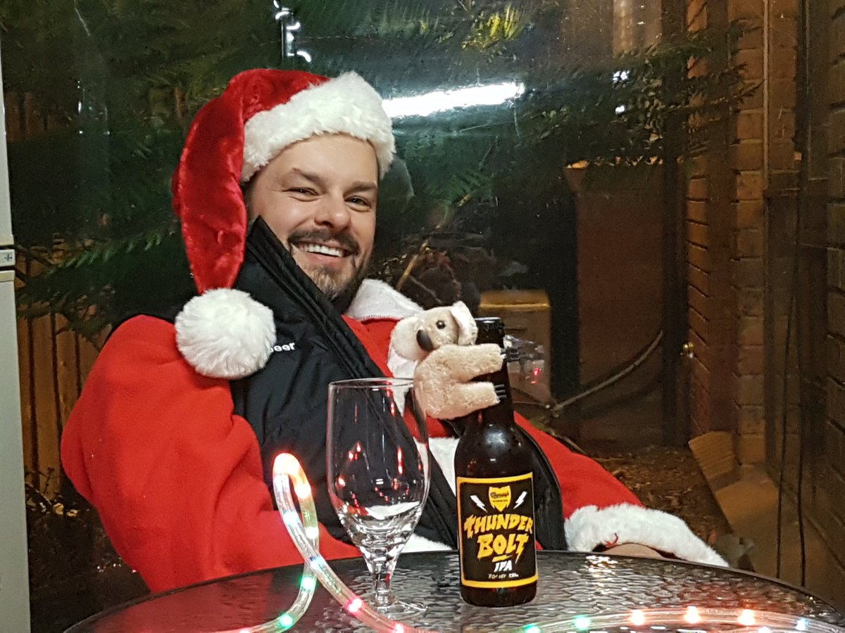 #pozmantv presents a very Murray #Christmas ft. <a href="/murraysbrewing/">Murrays World HQ</a>. #craftbeer #hohoho youtu.be/V4VNh2KjXuQ