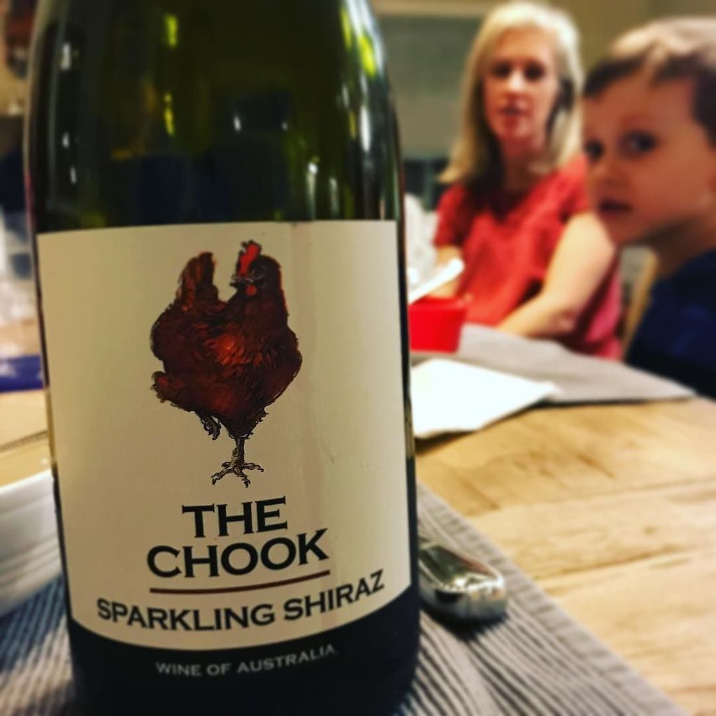 jeffmjenkins's tweet photo. Taste like Oz. #missingoz #chook #downunderxmas #xmas https://t.co/HjcUAi9Bo5 https://t.co/Okdp3ssvHc
