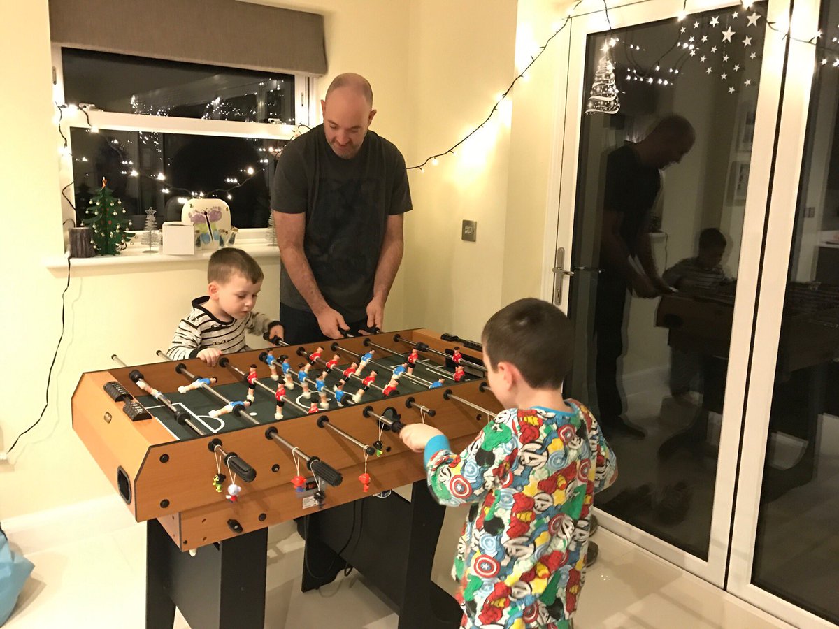 metty1977's tweet photo. Had a fun xmas eve #nephews #tablefooty #santa # elves https://t.co/KaDMJ03ZT1