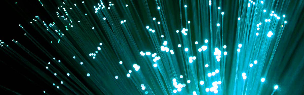 FreazeHosting's tweet image. Fijne kerstdagen en een gelukkig 2017! Kortingen tot wel 55%!
freaze.nl/announcements.…