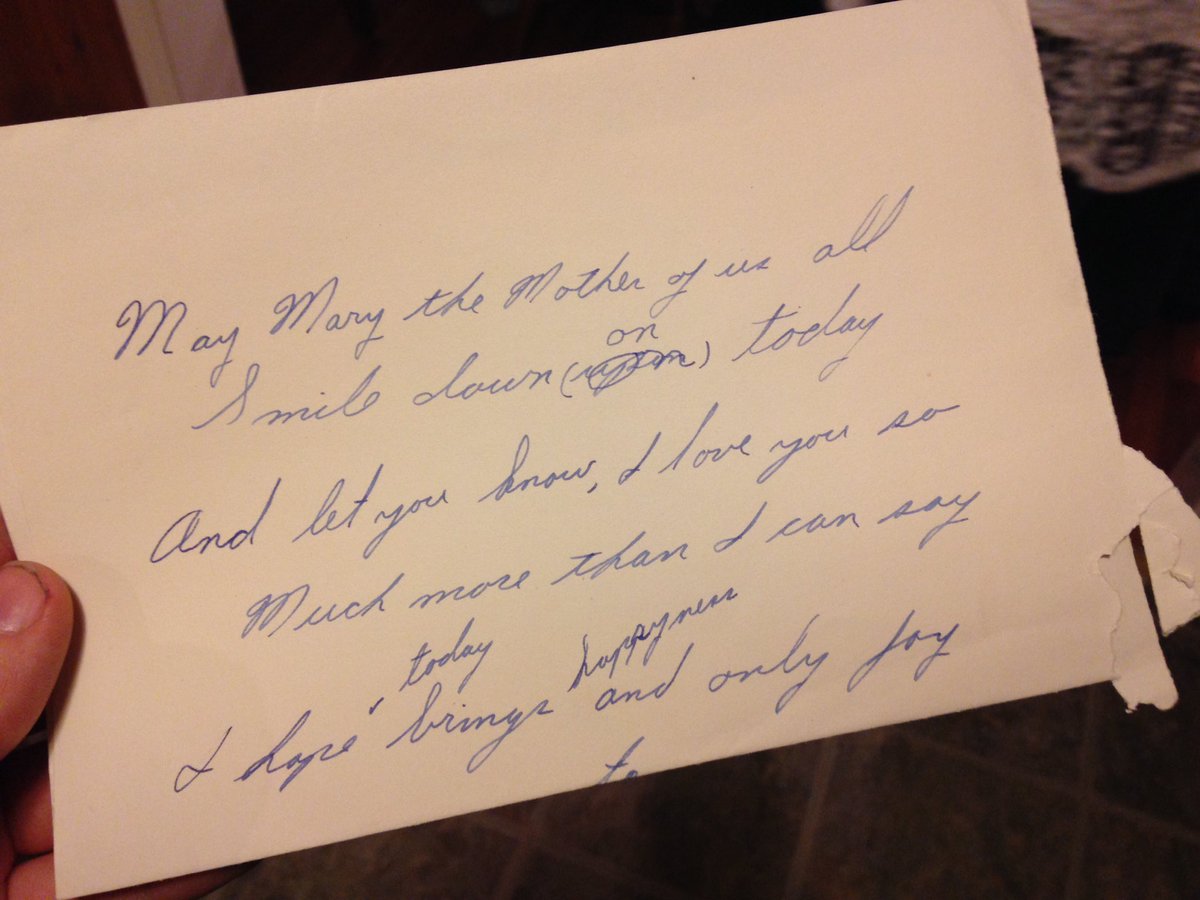 bekah_st's tweet photo. My uncle found my grandpa's old letters to his wife while he was in the army 😭😭💛 https://t.co/jO4PDV1X9c