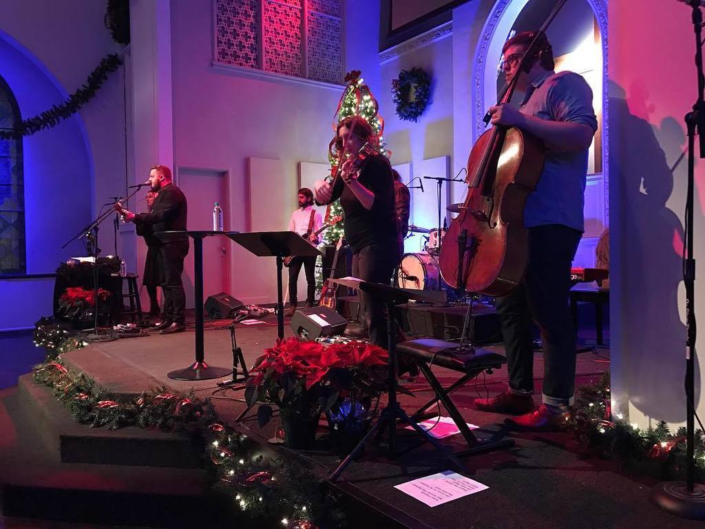 crossandcrownwa's tweet photo. We're one hour from the 6pm Christmas Eve Service!! You've got time to join us, come worship with us! #jesuschanges… https://t.co/te2Aet6ZdA