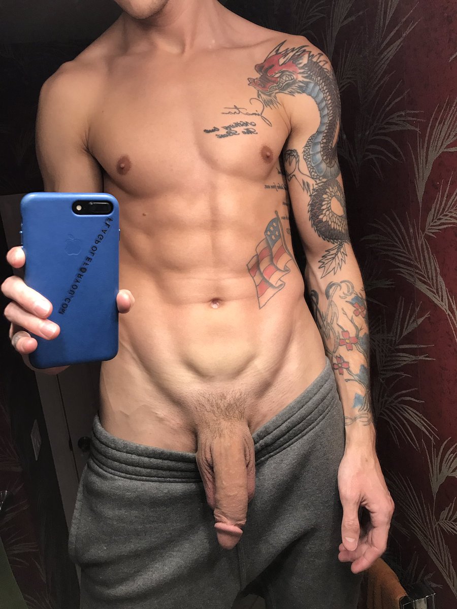 FlagPoleForYou's tweet photo. Only a few days left to get 70 sex, masturbation and fetish videos for $55 on https://t.co/zfftYkR7nD! Single videos range from $1 - $7 😍 https://t.co/dxy08ALiYF