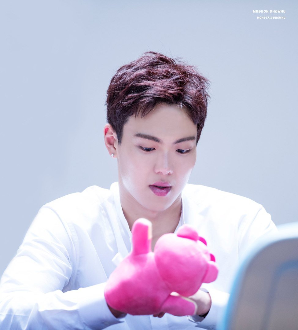 mnstxarchive's tweet photo. 160806 ϟ MUSEON SHOWNU https://t.co/Y5SCbaU4Yg