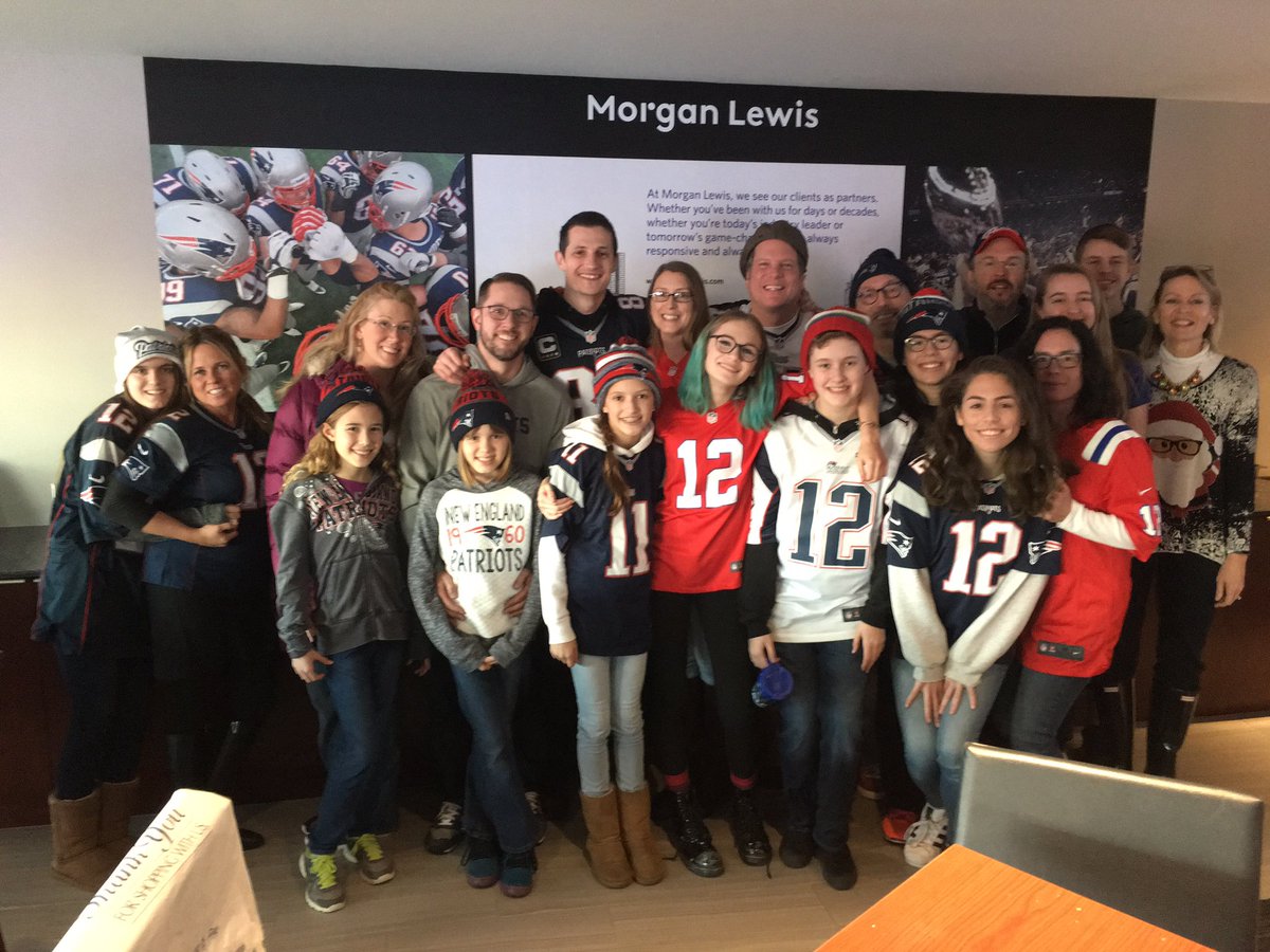 JoshDaltonIP's tweet photo. So great to spend Xmas Eve w/ #bestclients @XenithFootball @_RedLink #performanceindicator. #Patriots https://t.co/2c9MVAQtEF