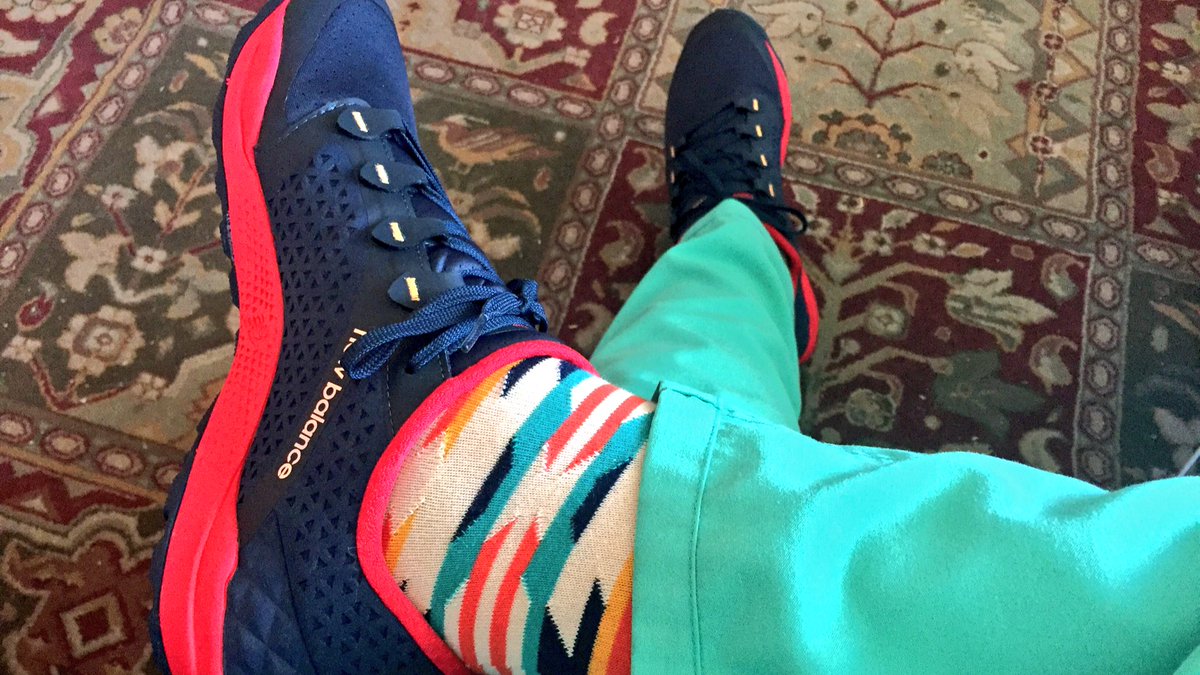 zachjarou's tweet photo. Got those fresh new Christmas #SurgSocks &amp; shoes. I mean #EMsocks, no wait, that's not really a thing... but it could be! 🎄 @LVSelbs https://t.co/moLdI4DmMu