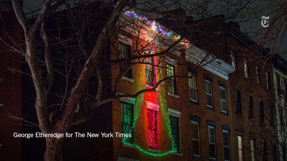 nytimes's tweet photo. The Year in Pictures https://t.co/oej74R05KT https://t.co/WbTrFdyBmT