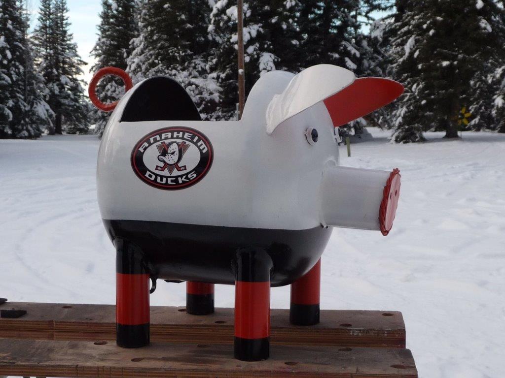 EBillboardsCdn's tweet photo. https://t.co/rFeoJ8ZScI Call us 403 287 7763 to buy you Piggie Ice Bucket Planter with your favorite logo https://t.co/CnSbPLlp7f